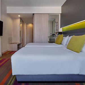 Deluxe Room 2 single beds High floor